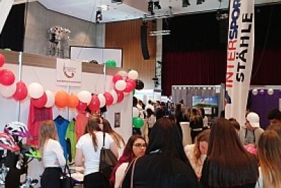 Erste Dienstreise der Übungsfirma 1BK1W2 zur Übungsfirmen-Messe